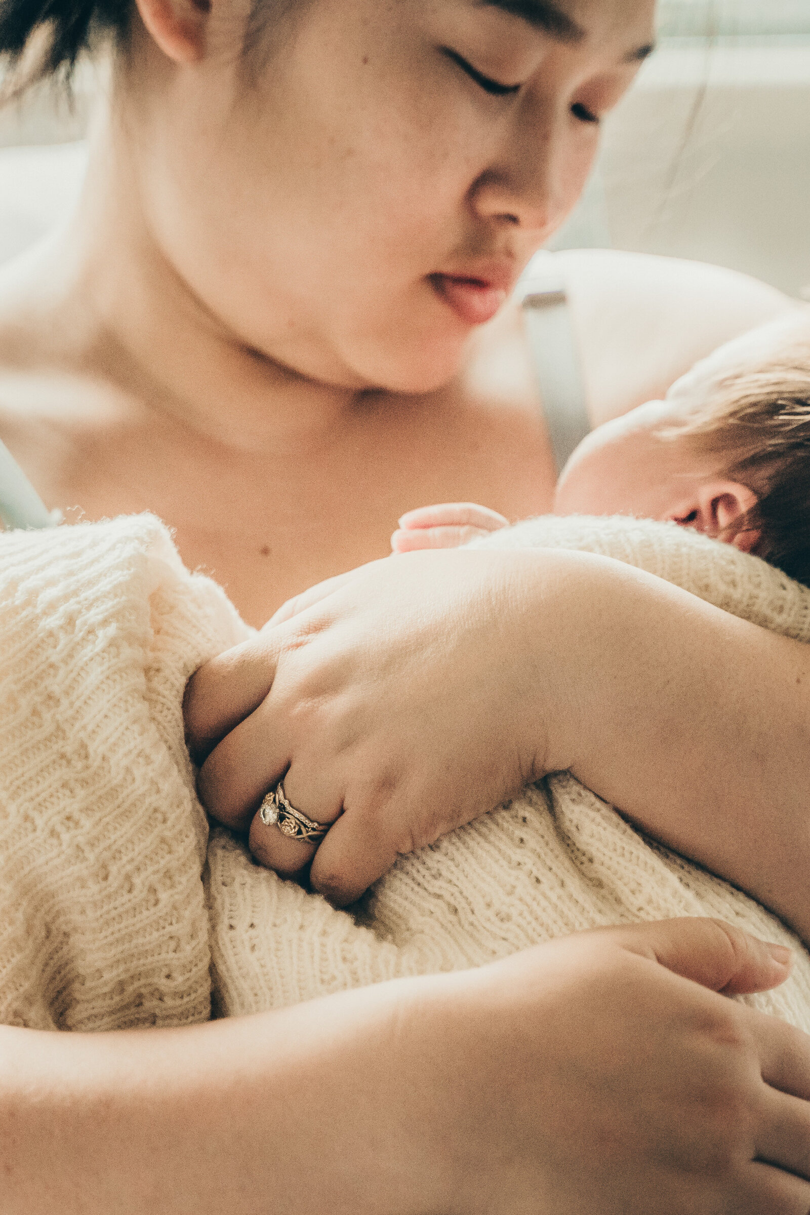 Papamoa-photographer-newborn-lifestyle-home-hair-19-2