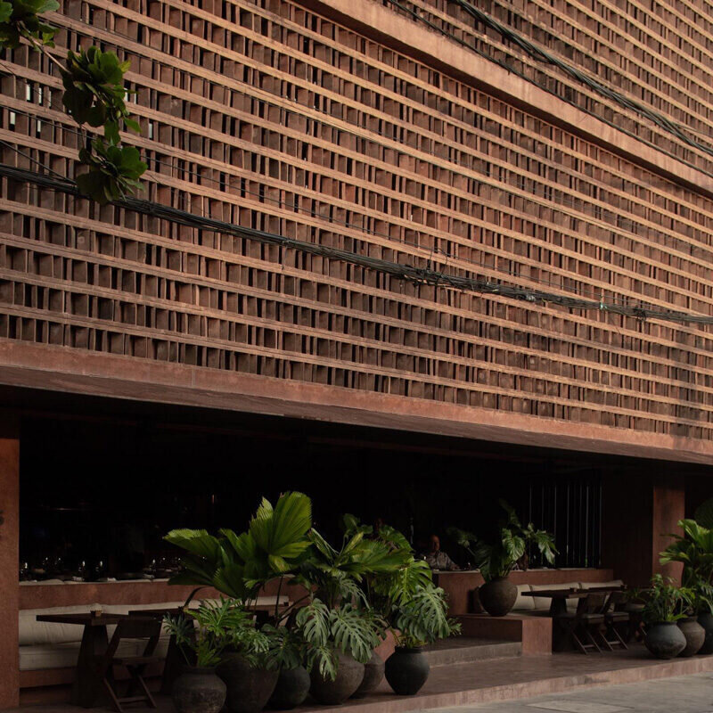 further-hotel-bali-canggu-indonesia-facade-plants-800x800