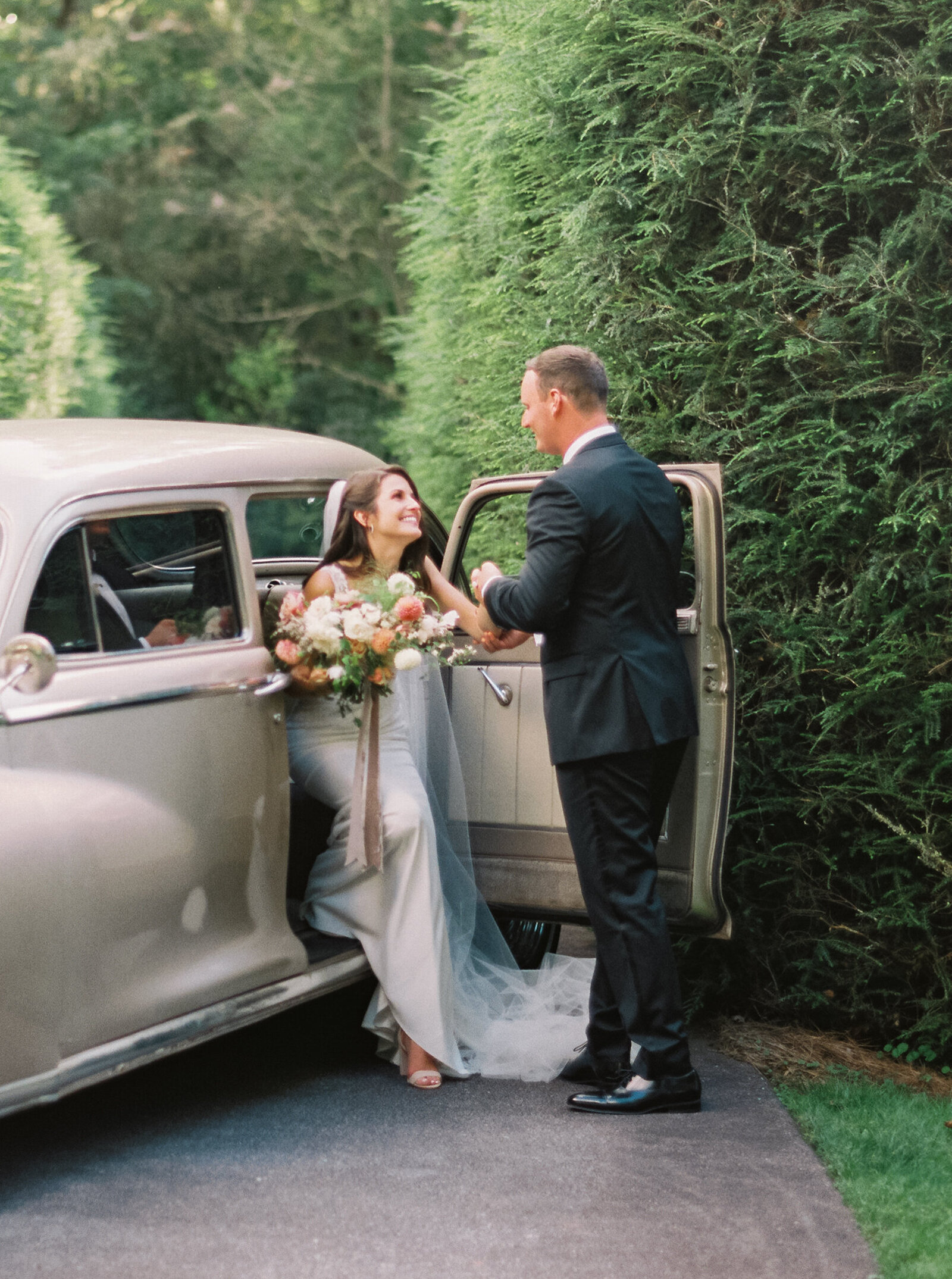 Dover Hall Wedding Photographer-807