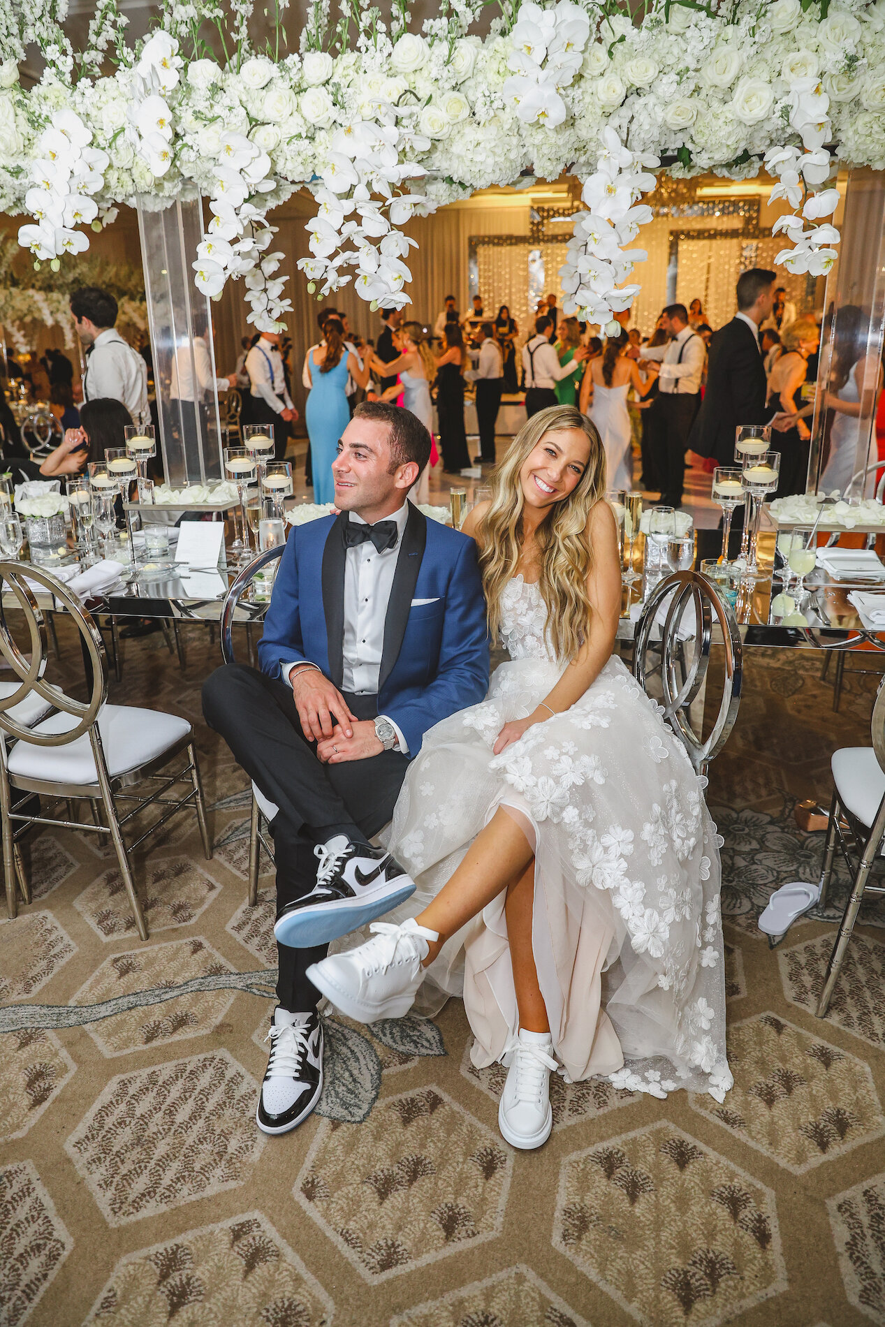 sneaker-bride-smiling-florida-reception
