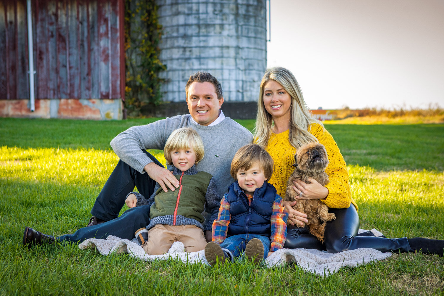 SHUTTERSTOCK FAMILY-1-26
