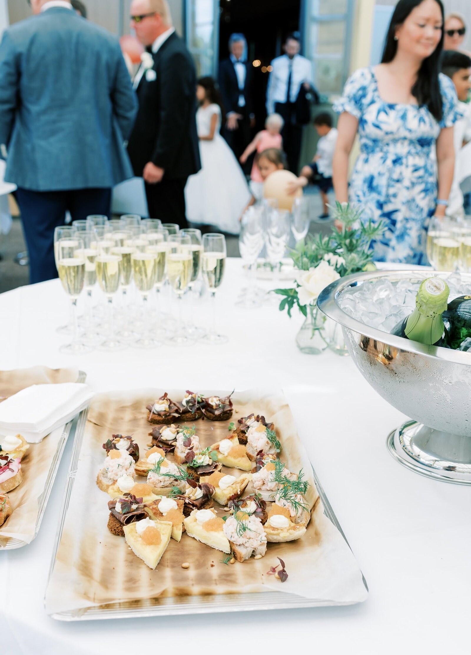 Destination Wedding Photographer Anna Lundgren in Stockholm Wedding at Stallmastaregarden Stockholm Sweden_096