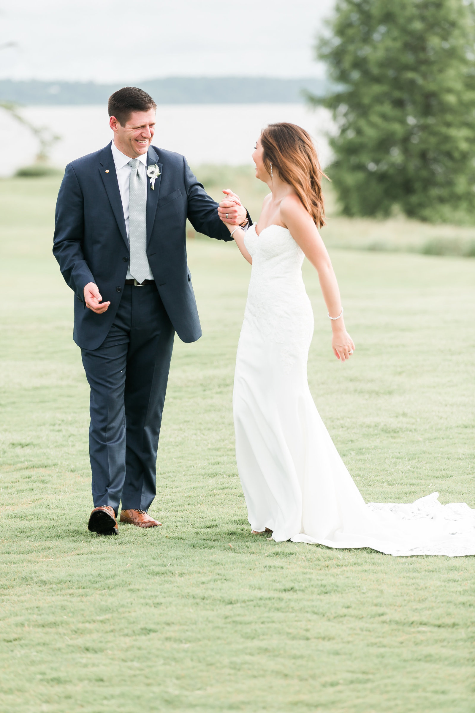 Two Rivers Country Club Classic Memorial Day Wedding by Elizabeth Friske Photography-58