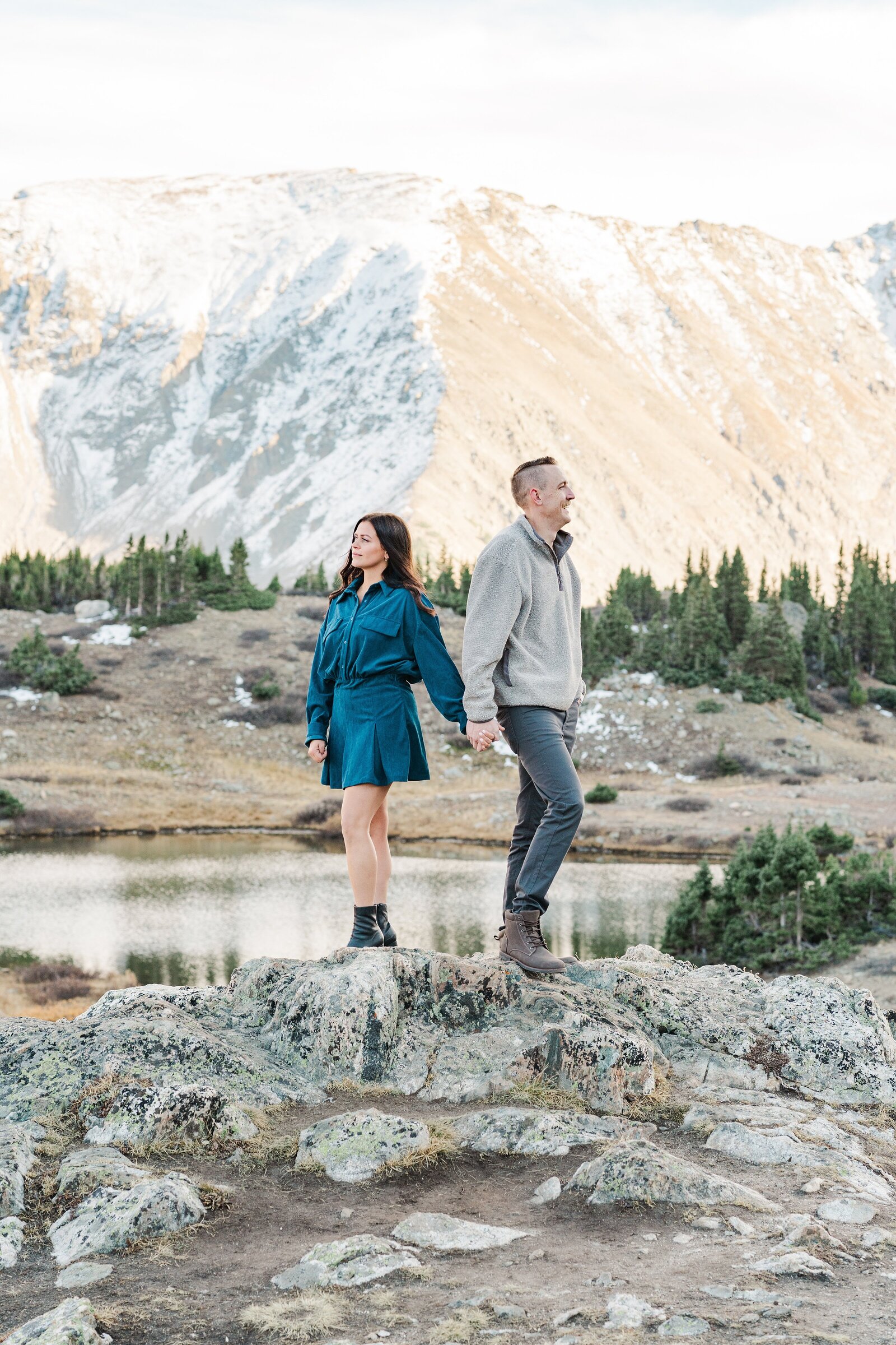 Let Samantha Immer Photography plan your stress-free and unforgettable adventure elopement in Colorado. Our signature elopement experience ensures personalized and customized planning for your special day.
