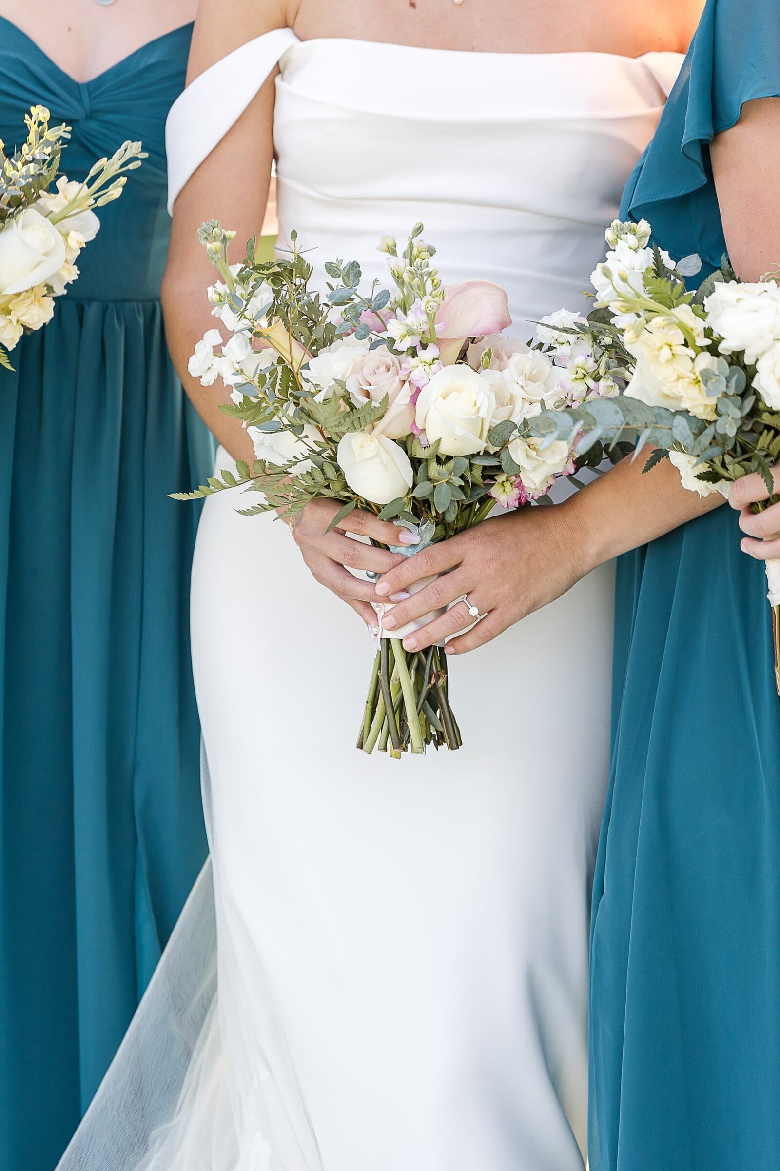 Phoenix-Wedding-Photographer-and-Videographer-Venue-at-the-Grove-WoodWed-1434