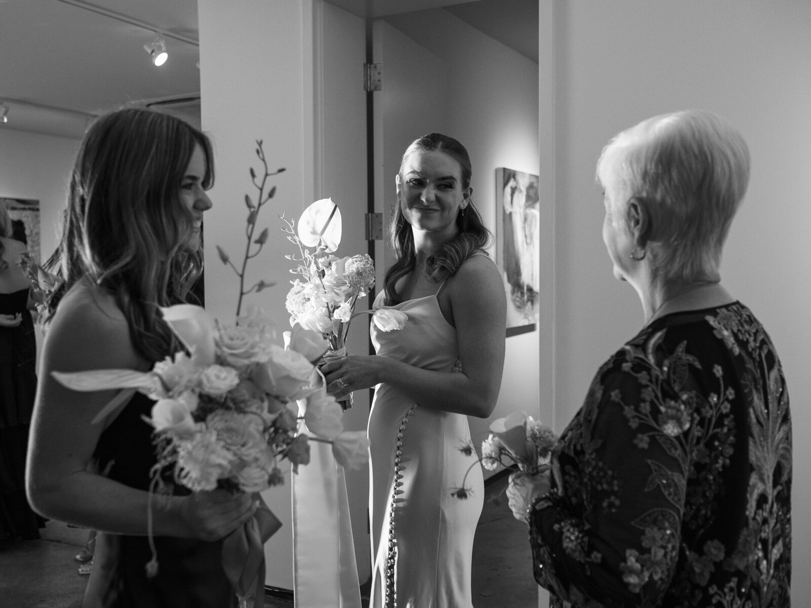 elegant-fort-worth-wedding-artspace-gallery-7