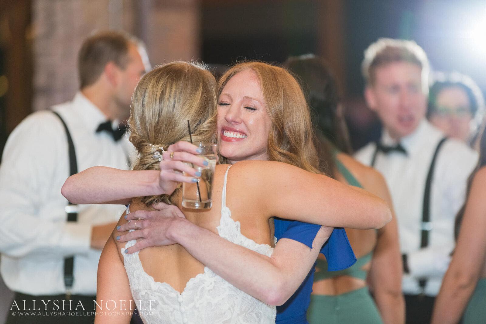 Wedding-at-The-Factory-on-Barclay-in-Milwaukee-1123