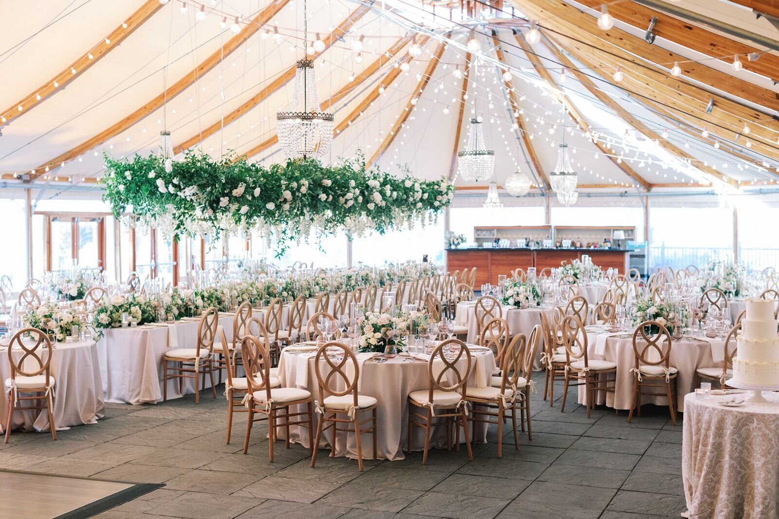 leila-james-events-newport-rhode-island-luxury-wedding-planner-castle-hill-inn-venue-jillian-knight-wedding-photographer-A.Reception48 copy