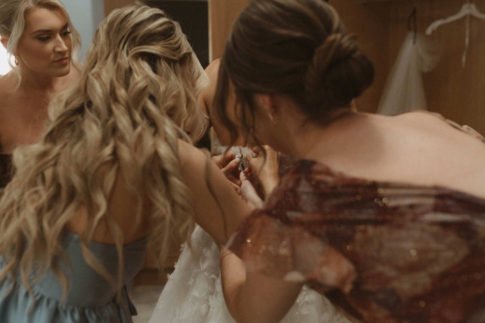 Destiny&PaigeWeddingShepherdsHollowWeddingGettingReady-139