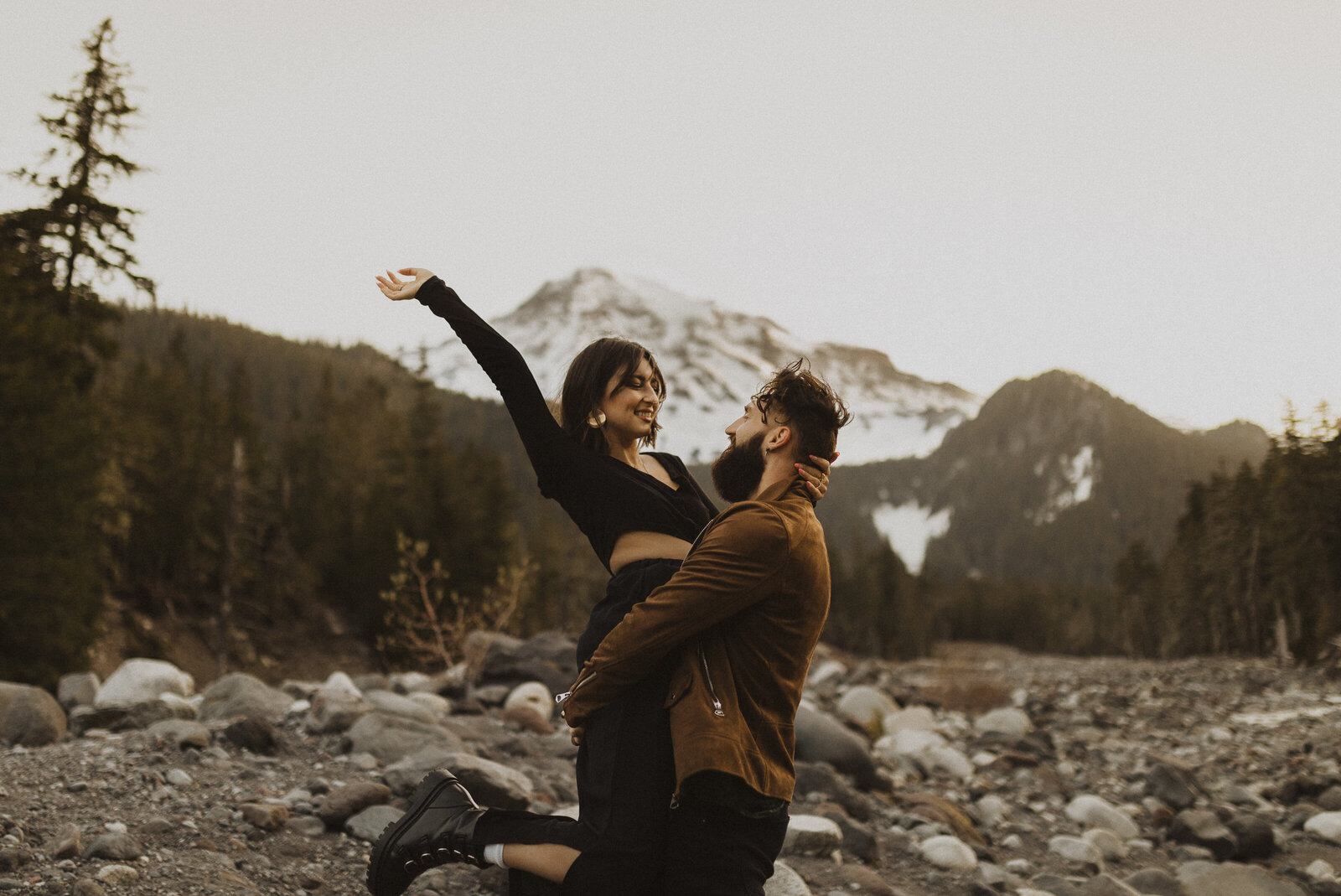 Mount Rainier Engagement Session Ideas