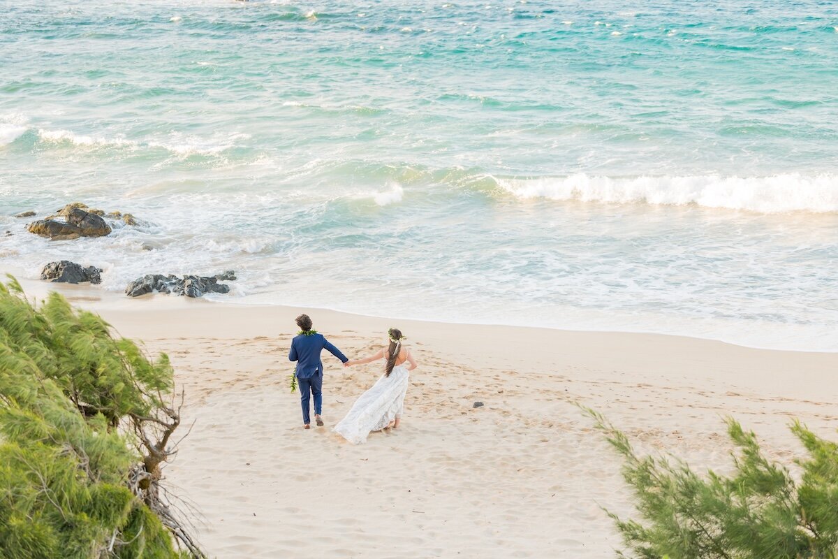 Maui Beach Wedding Venues by Simple Maui Wedding 
