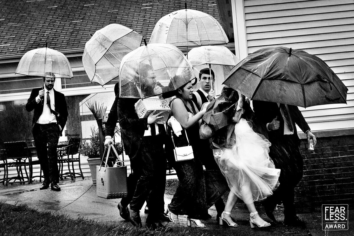 fearless-award-mary-aulick-rainy-wedding-cincinnati-nky