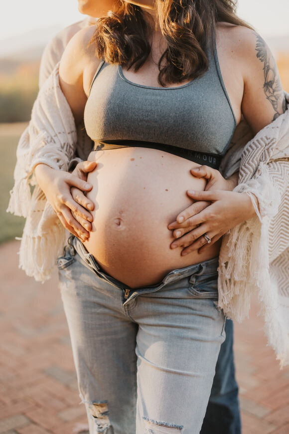 Chelsea & Ben - Pregnancy Photos - Amative Creative -39
