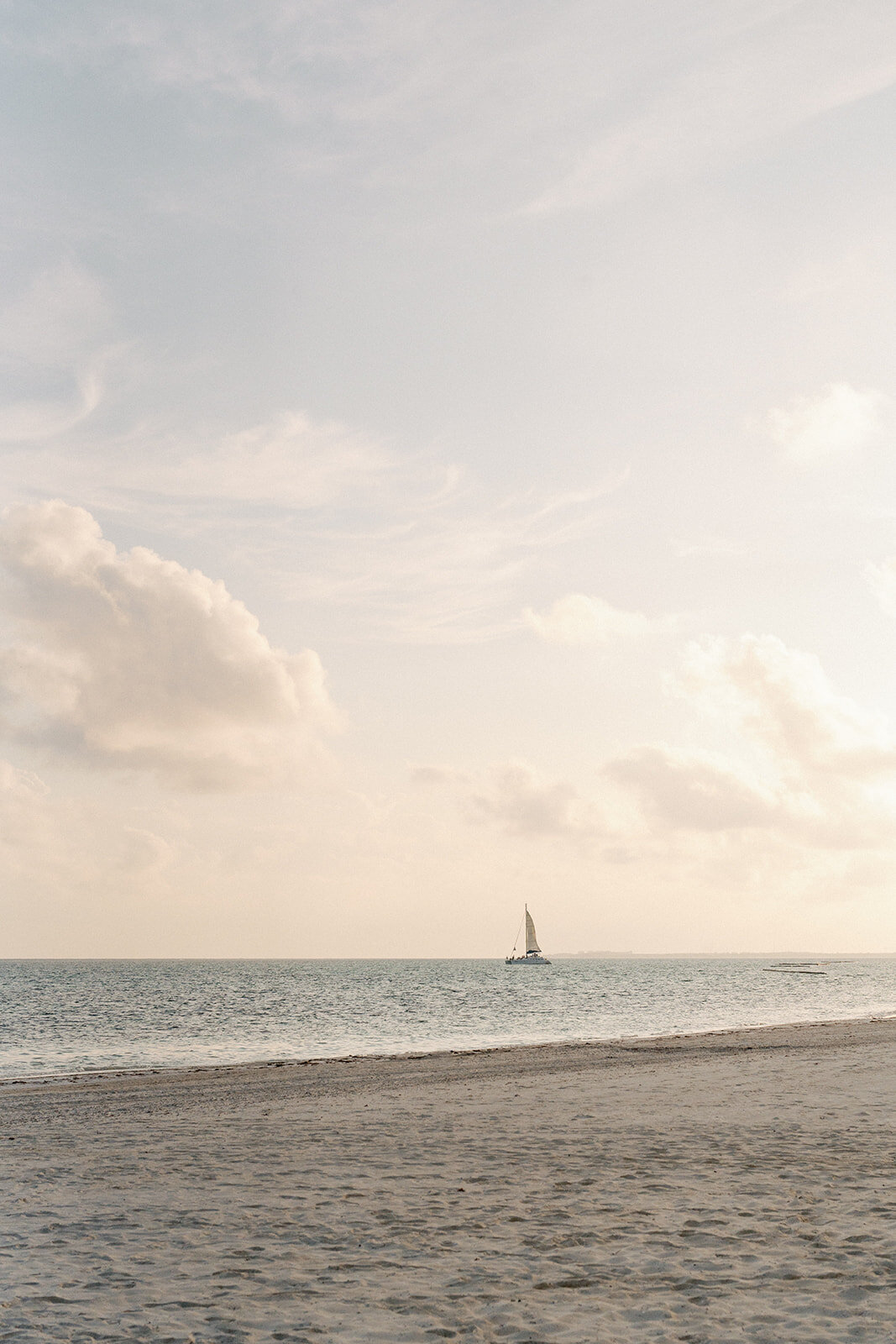 A.Young.beach.39_websize