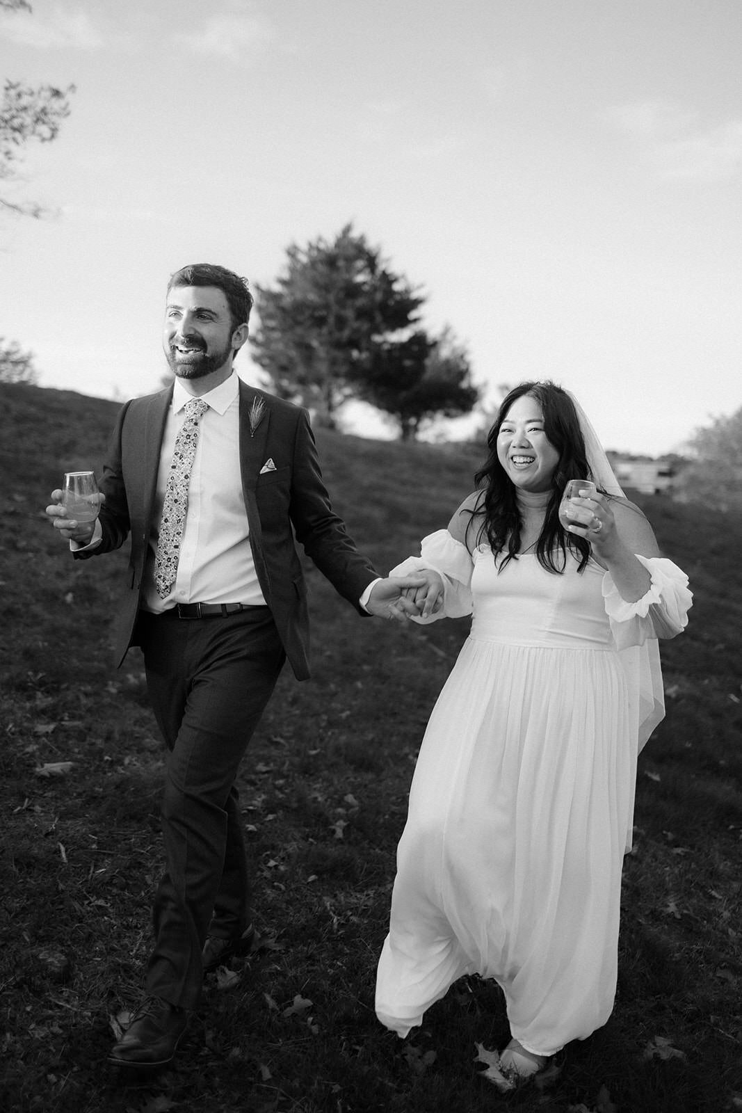 Angela & Noah - Martha_s Vineyard Wedding- Larisa Stinga Photography -905-221022