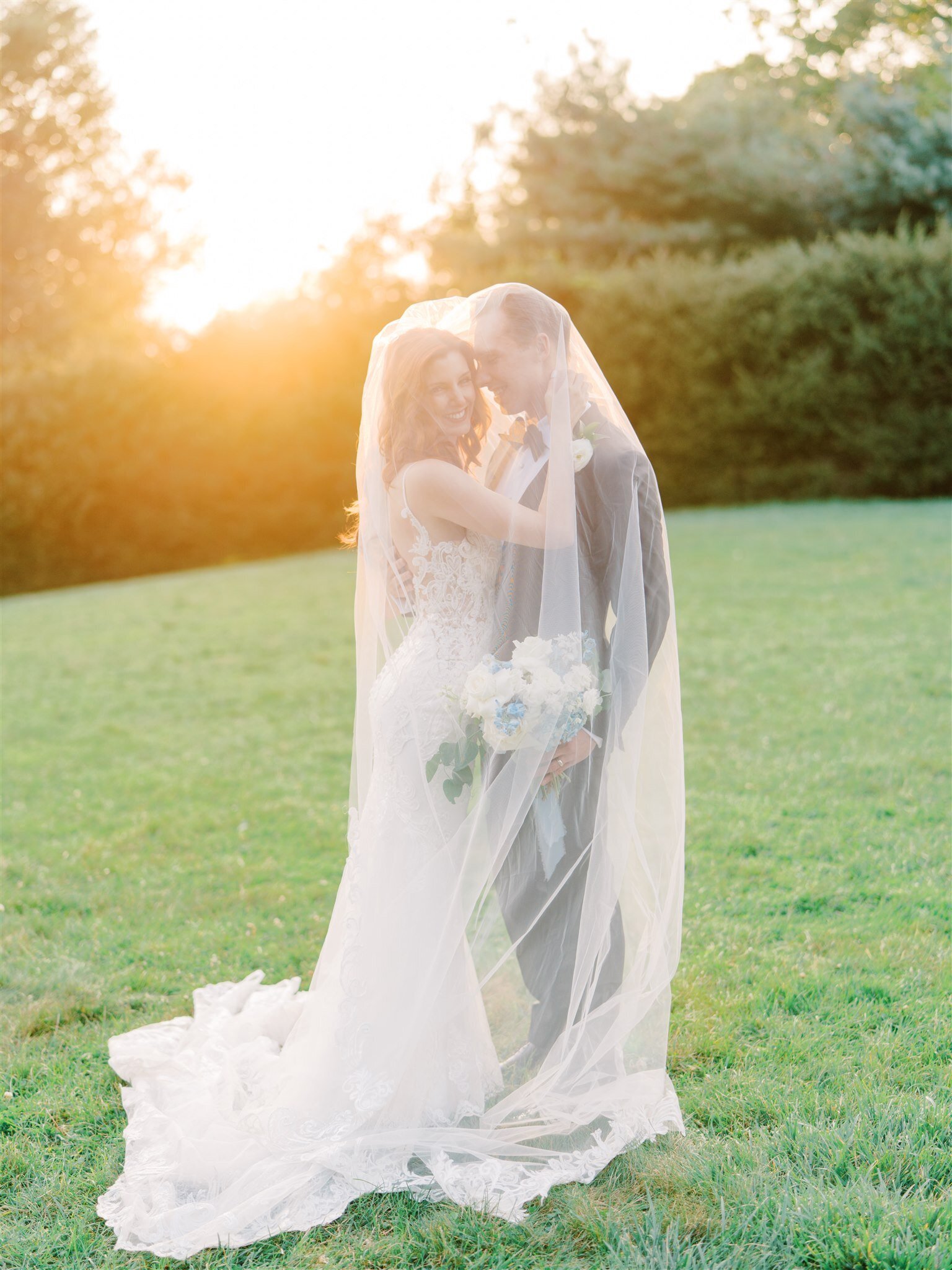 CatherineJamesWeddingPreviews_LaurenFair_243