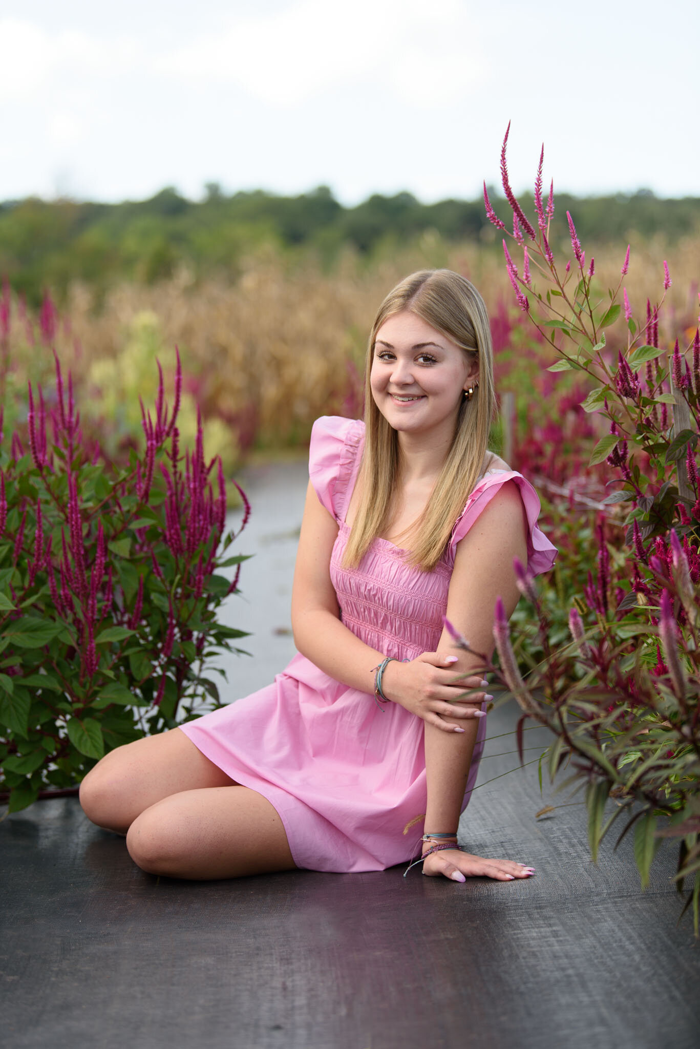 Senior Photos_Girl_Elizabethtown_Flower Farm_LH2_7796