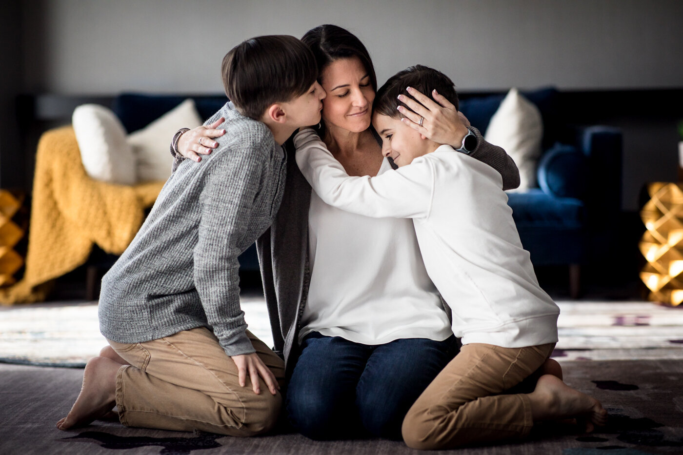 family photographer, columbus, ga, atlanta, mother hugging sons_0792