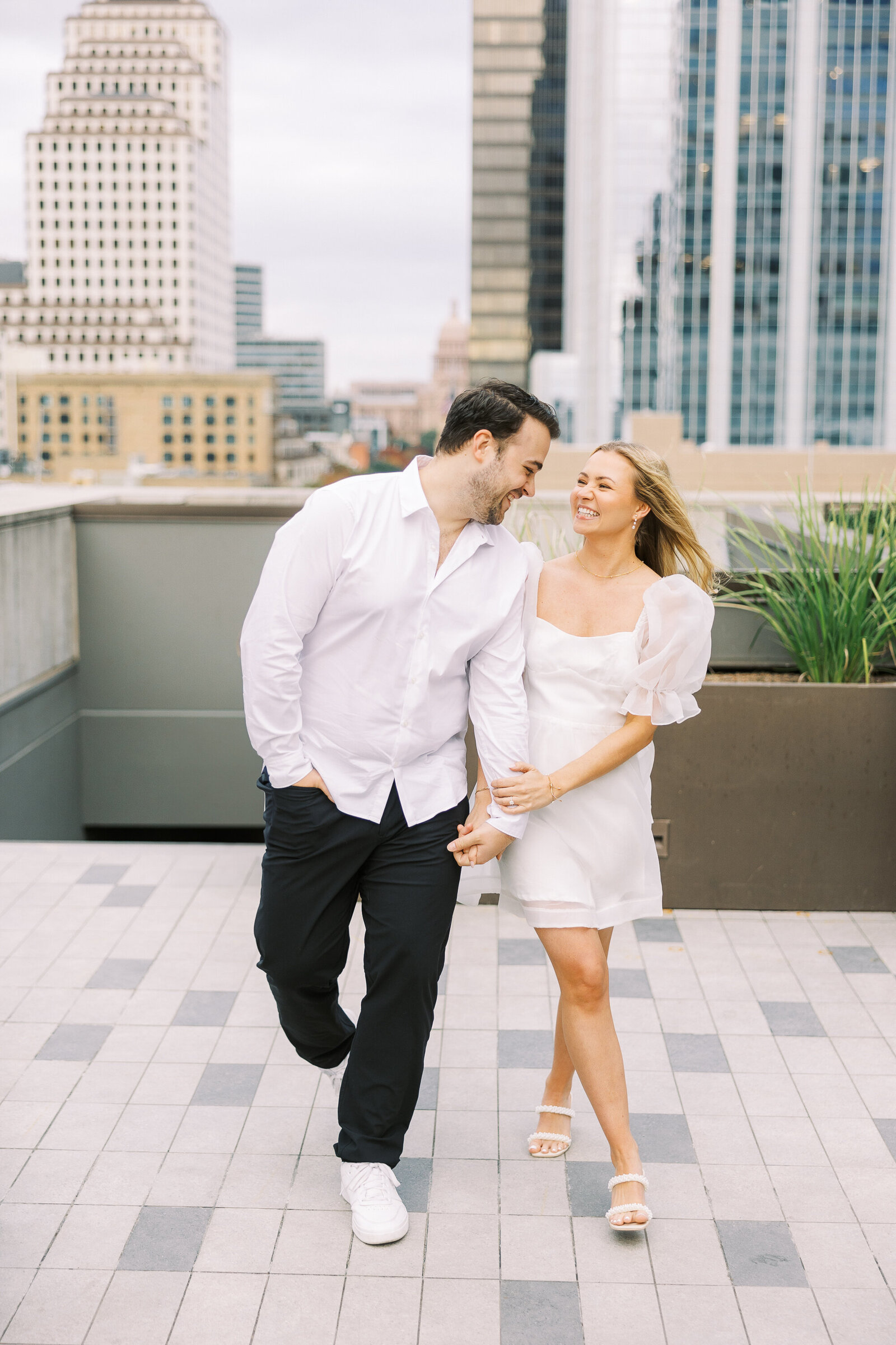 AG_Edge_Rooftop_Bar_Engagement_Session-063