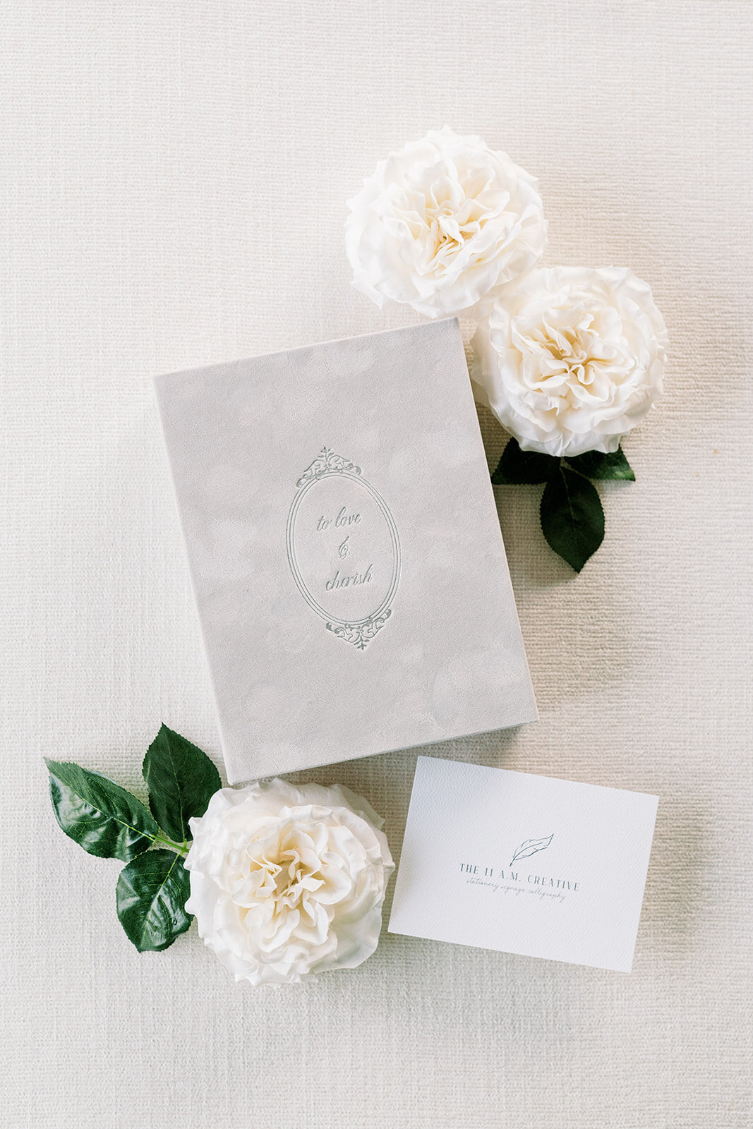keepsake-box-wedding-invitations