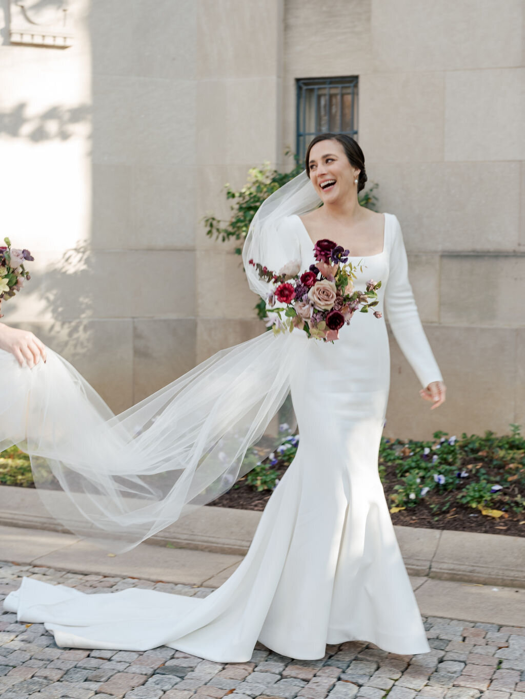 22Kate Campbell Floral Meridian House fall wedding by Greer Gattuso photo portraits