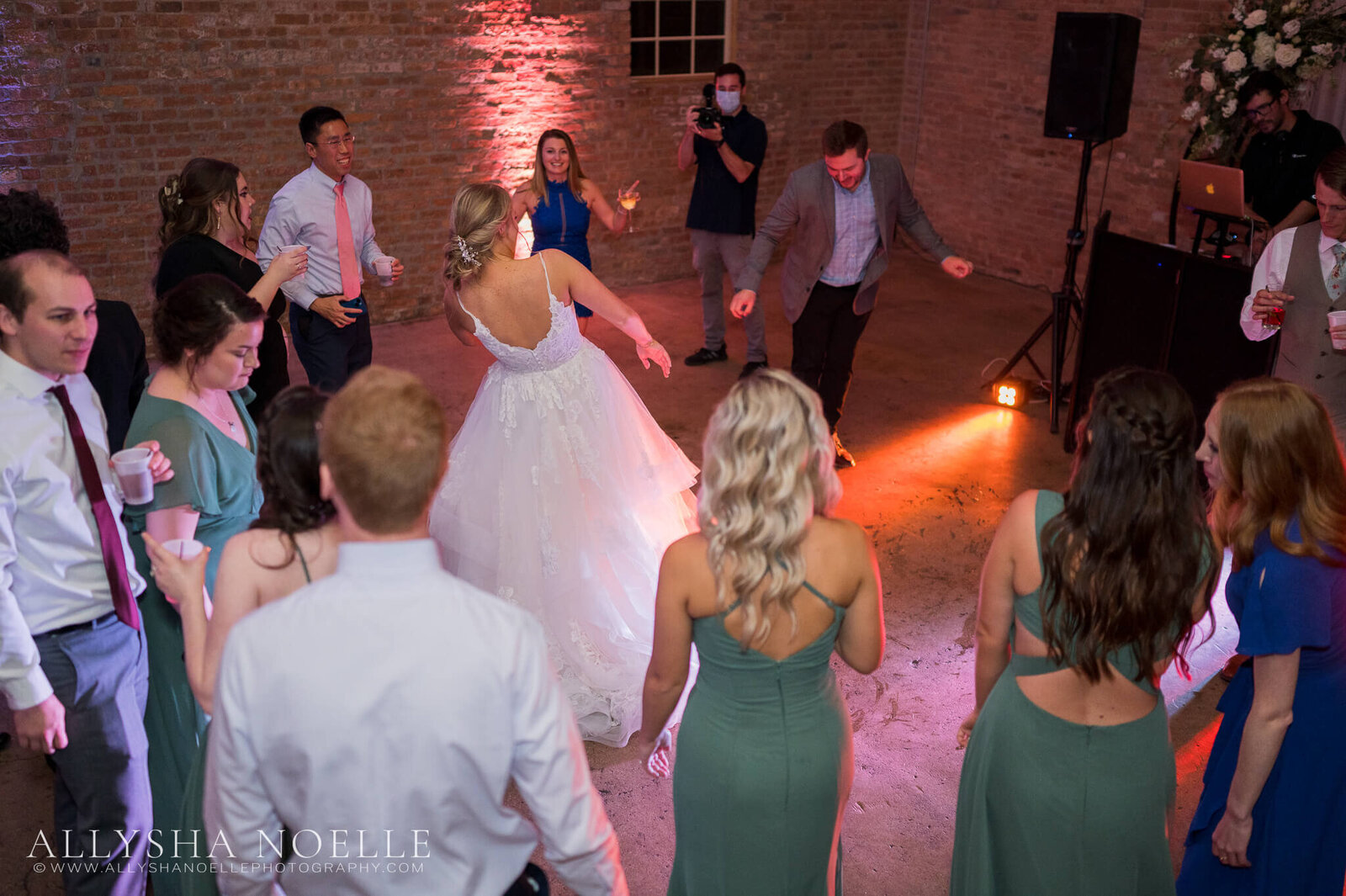 Wedding-at-The-Factory-on-Barclay-in-Milwaukee-1323
