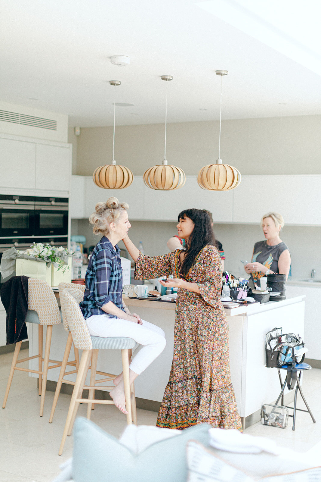 leanne-james-wedding-getting-ready-philippa-sian-photography-4