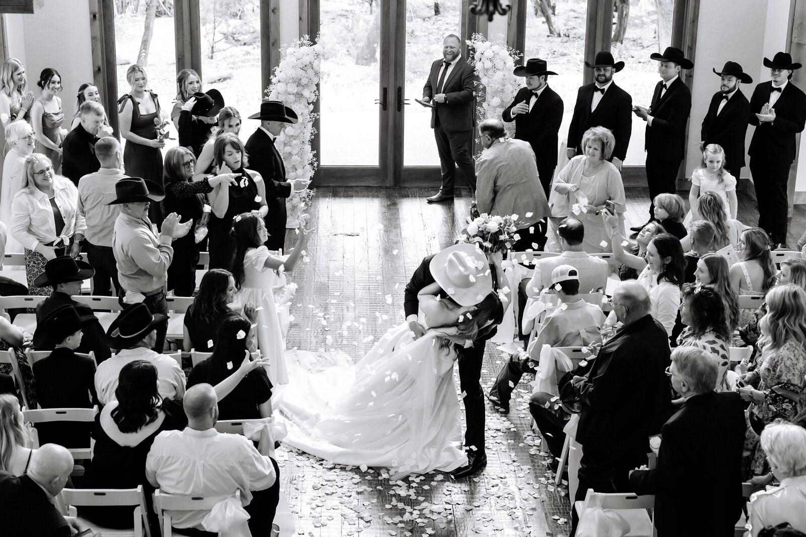 Oklahoma_Wedding_Photographer-1728