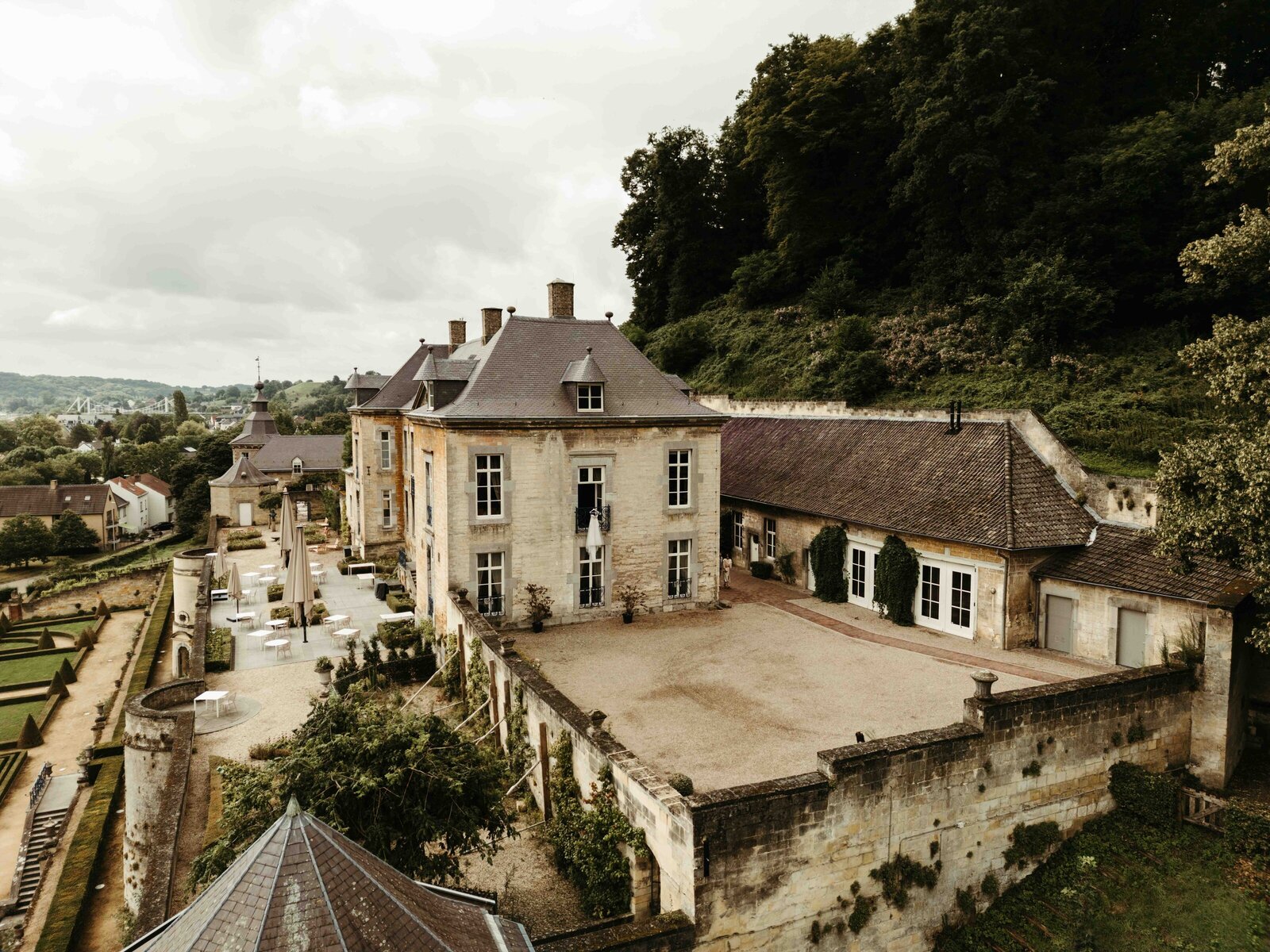 Getframedphotography-ChateauNeercanne-wedding-bruiloft-trouwen-trouwfotograaf-16