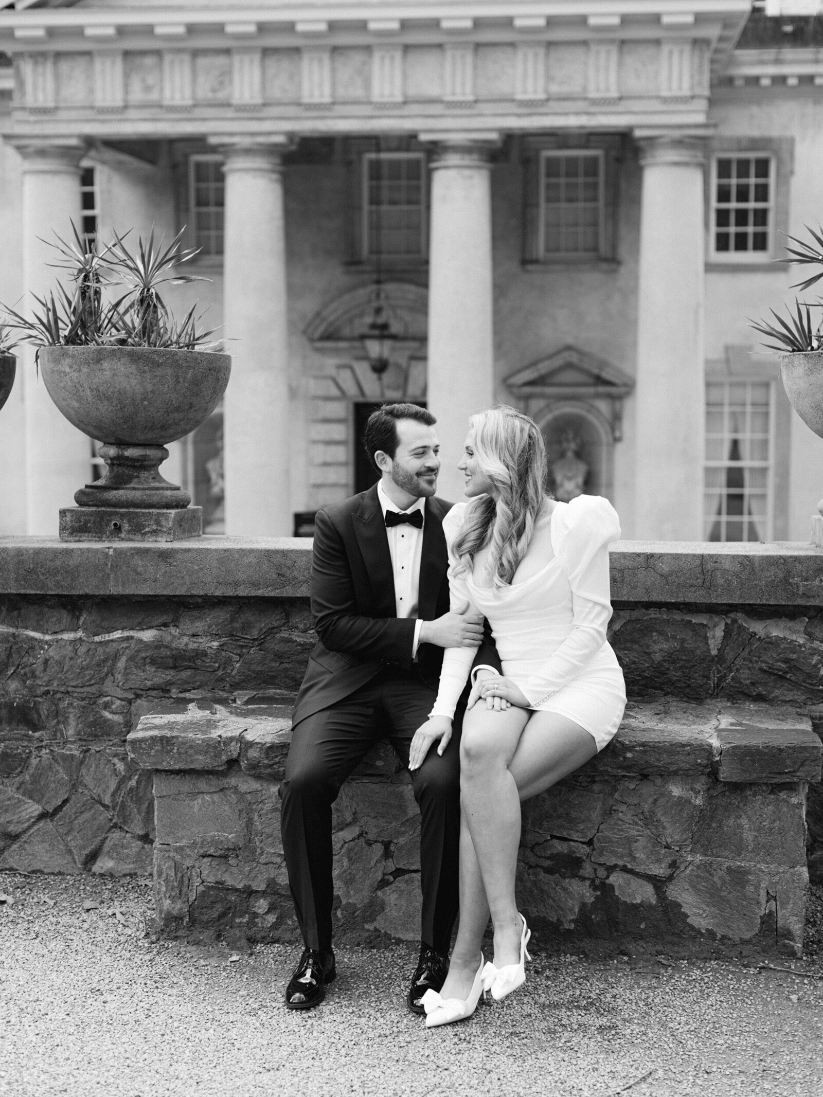 18-torianna-brooke-portraiture-swan-house-atlanta-engagement-session-kayley-ryan