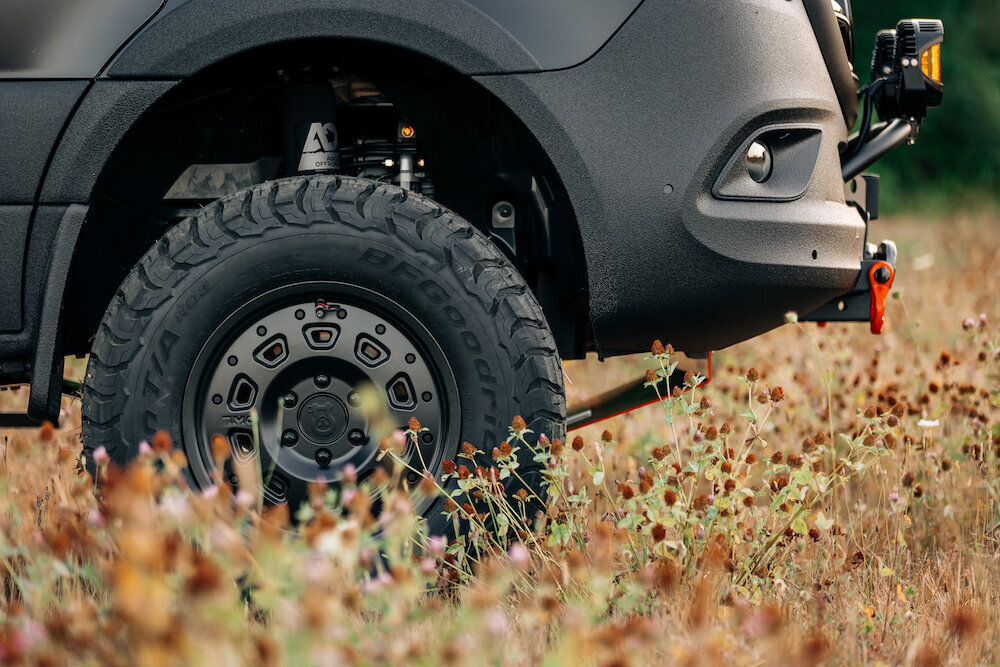1_Range Dancer_BenchmarkVehicles17
