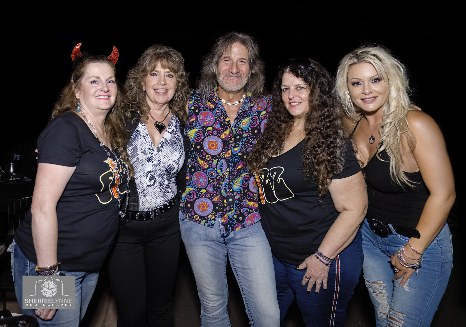 DSC_2802-Ray_Fizz Fans2 copy