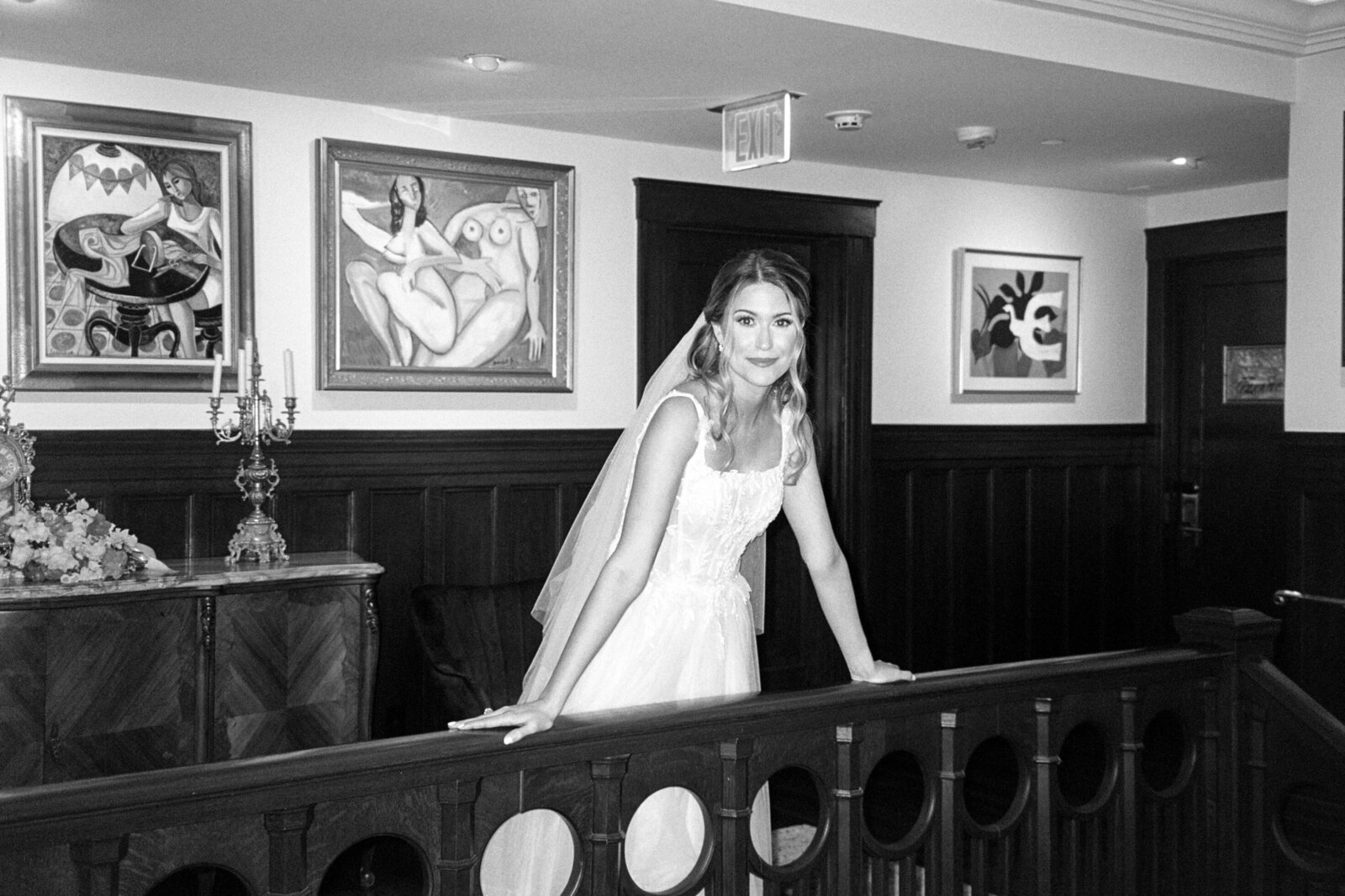 La Colombe d'Or Hotel Houston Texas Film Wedding Photographer - www.itsjessgolden.com bw-61