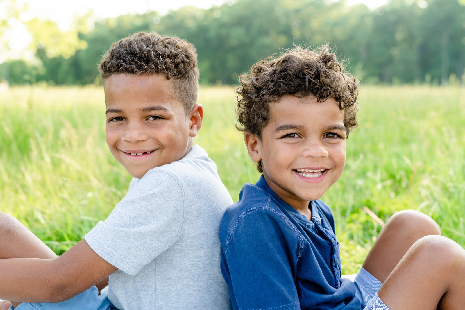 Summer Family Session at the Manassas Battlefield by Megan Hollada Photography - Northern Virginia Family Photographer