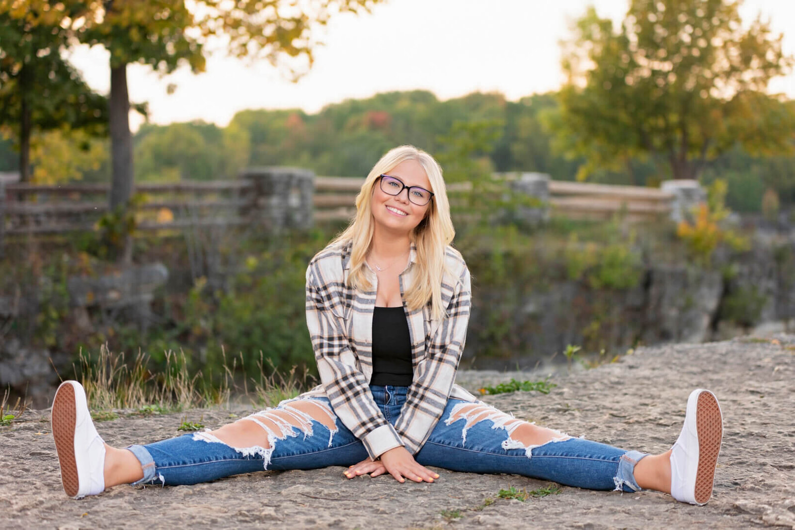 Oconomowoc-HIgh-School-Senior-Pictures-25