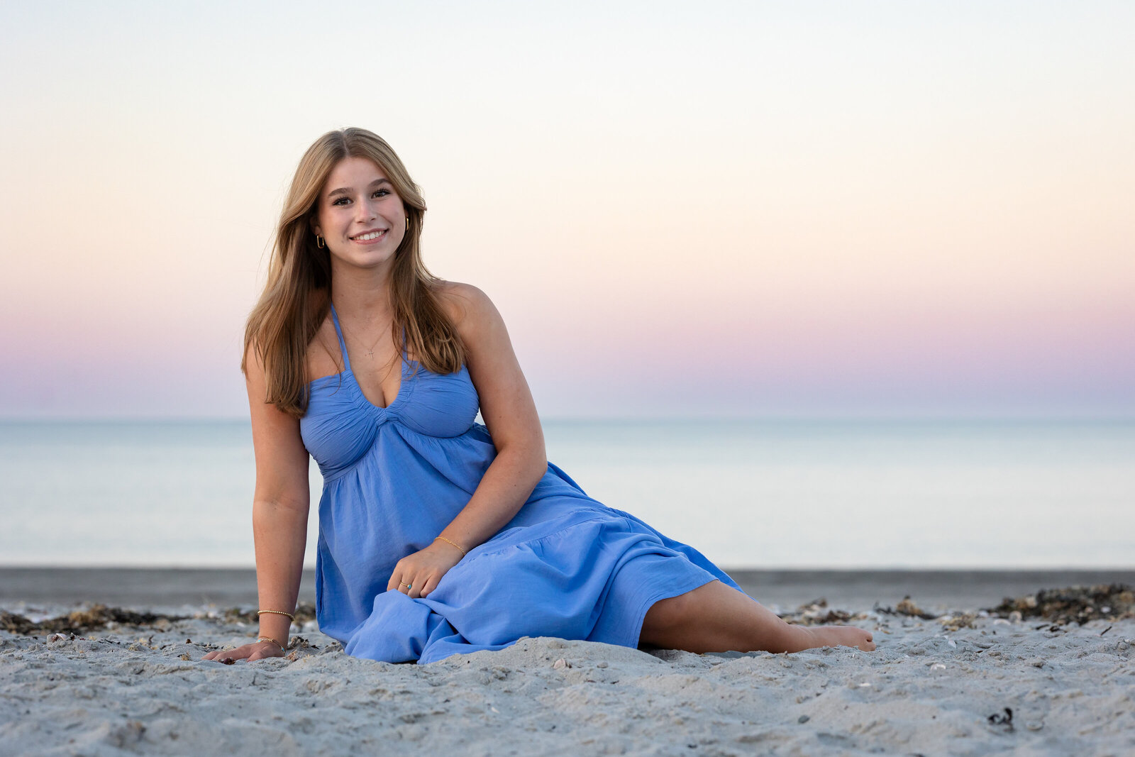 cohasset-senior-portrait-sunset-beach-lisa-gilbert-photography