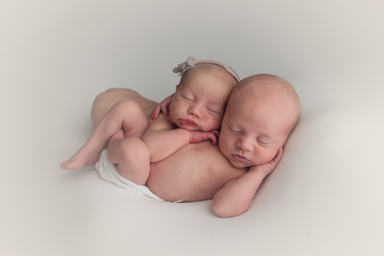Affordable-Newborn-Photography-Calgary-24