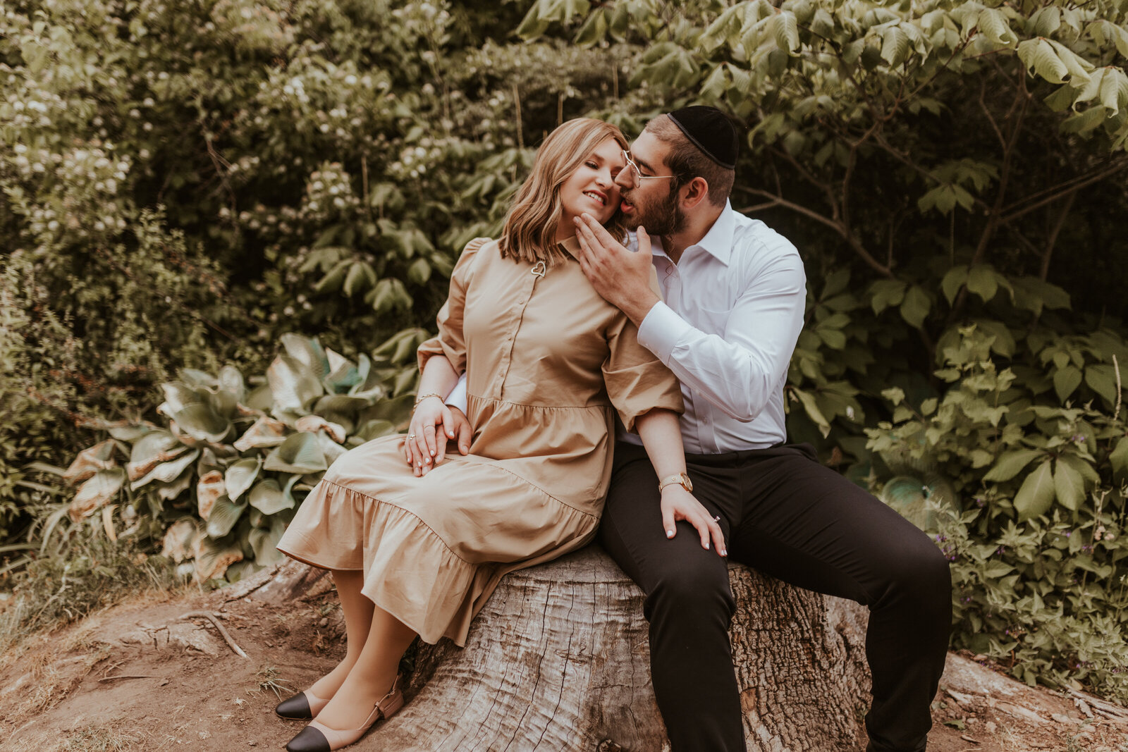 Romantic-Anniversary-Botanical-Gardens-Love-to-Lens-Photography-(143)