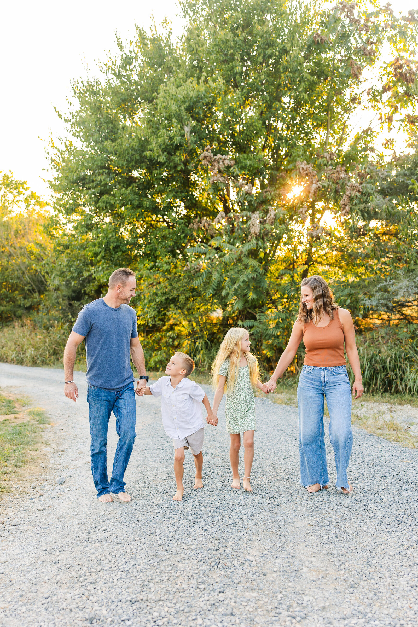 Barnett Family preivews by Robin Skievaski Photography -_-8