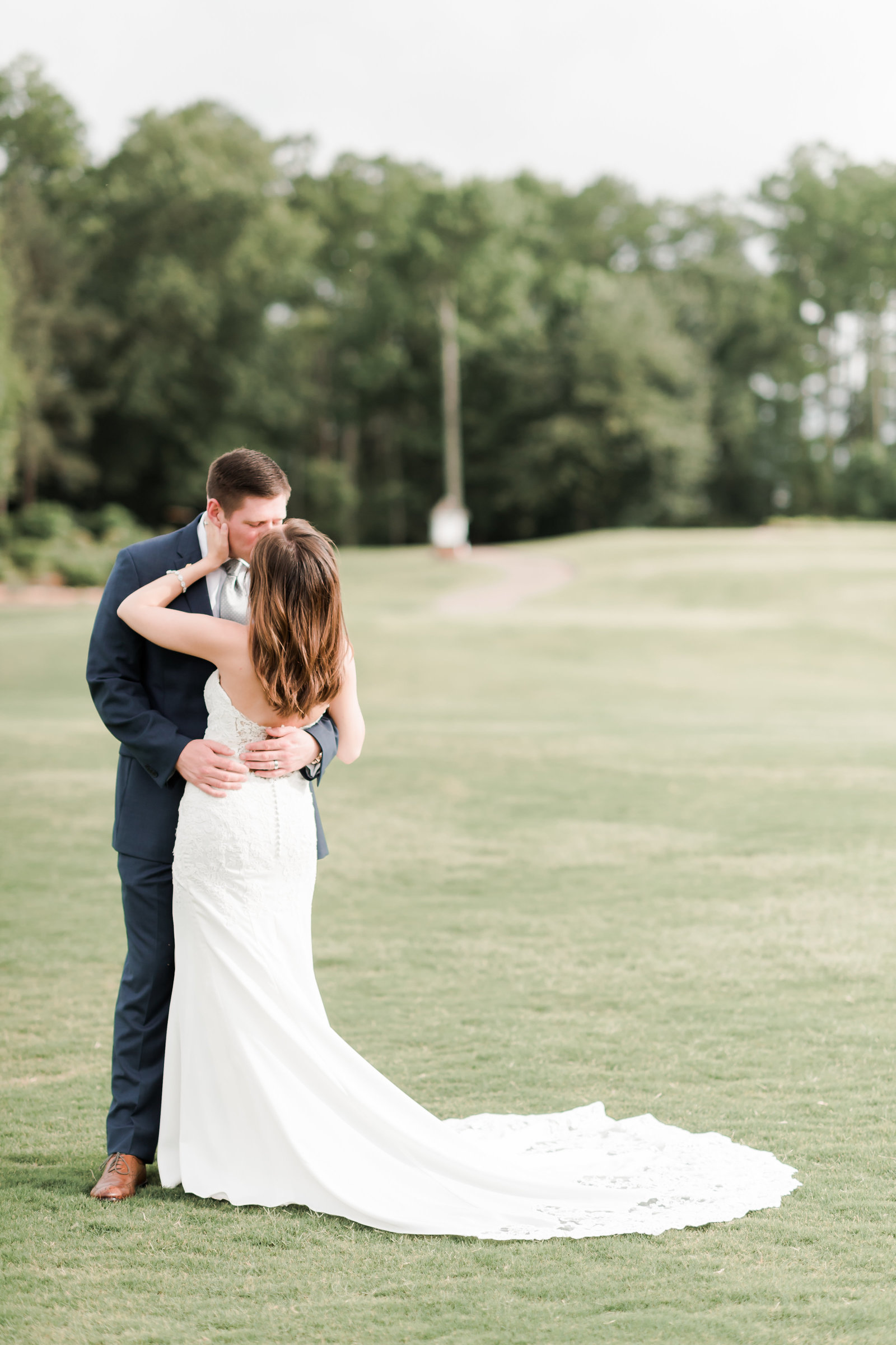 Two Rivers Country Club Classic Memorial Day Wedding by Elizabeth Friske Photography-53