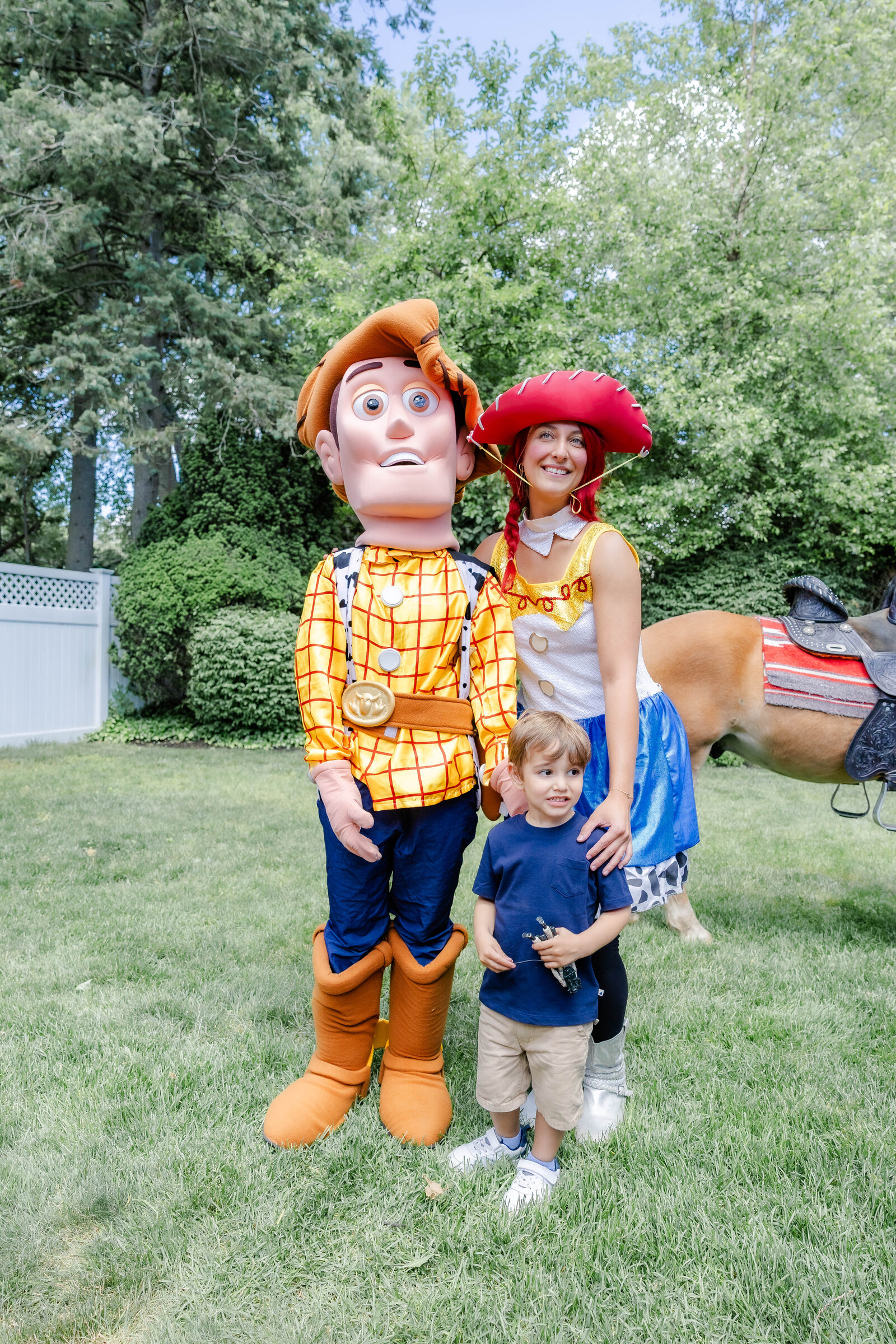 toy-story-party-characters-woody-jessie-photo-op