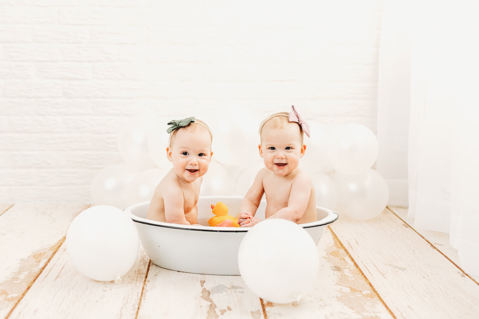 twin cake smash _ Ottawa baby photographer-32