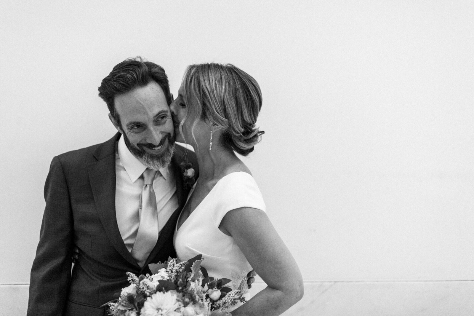 sweet intimate wedding moments captured at sf city hall