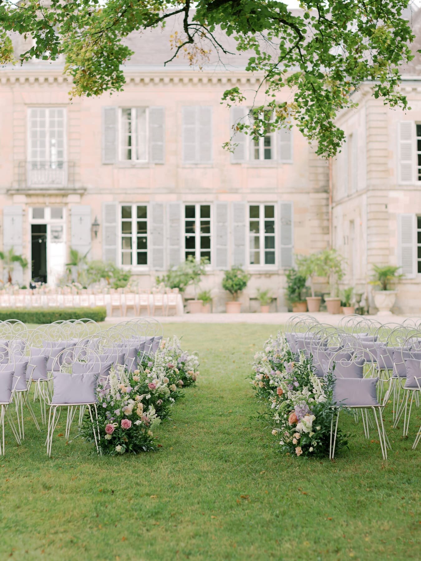 delicate-and-luxurious-floral-decoration1