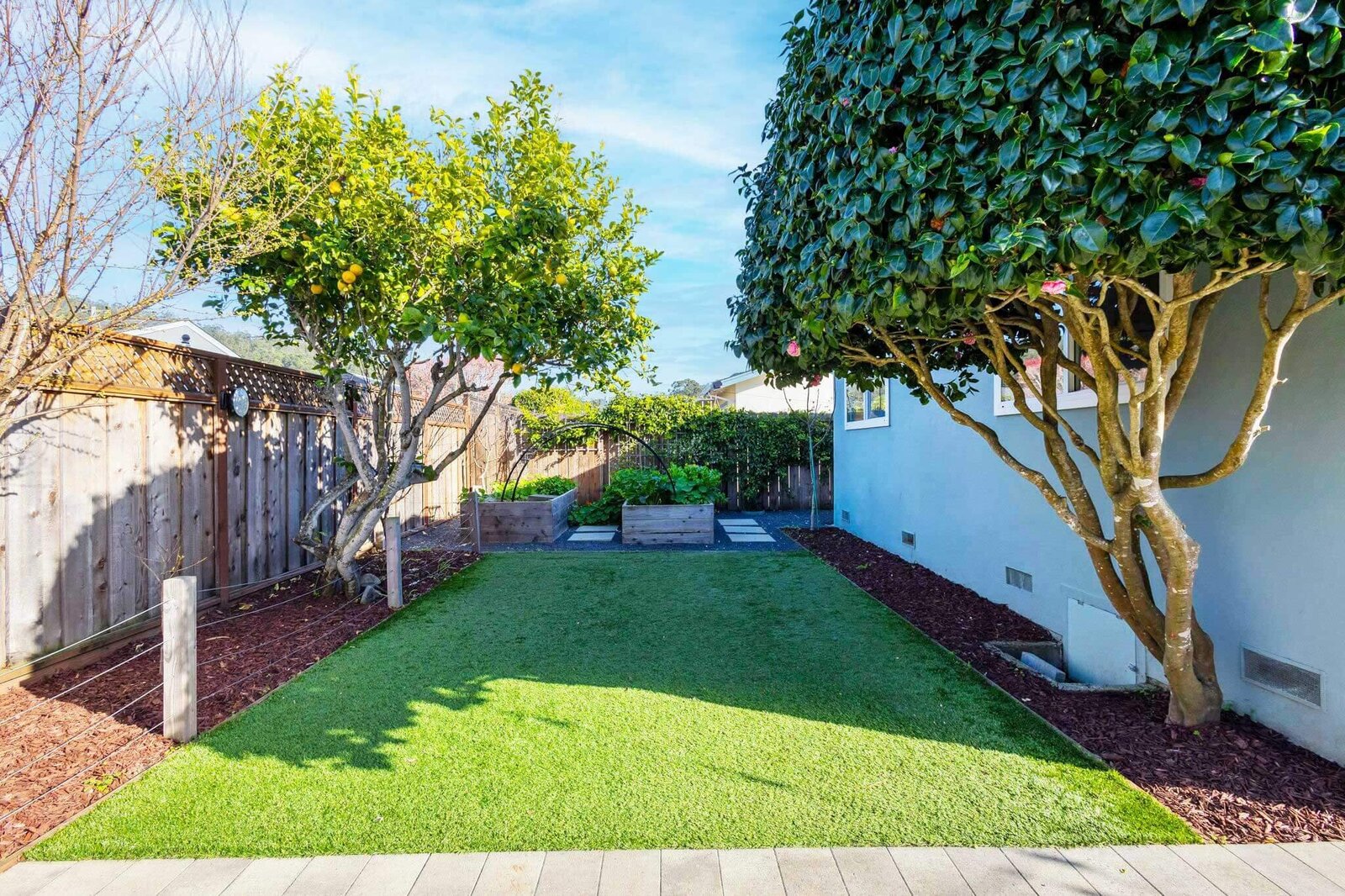 26_top-real-estate-agent-michael-jimenez-realtorpacifica-backyard-garden