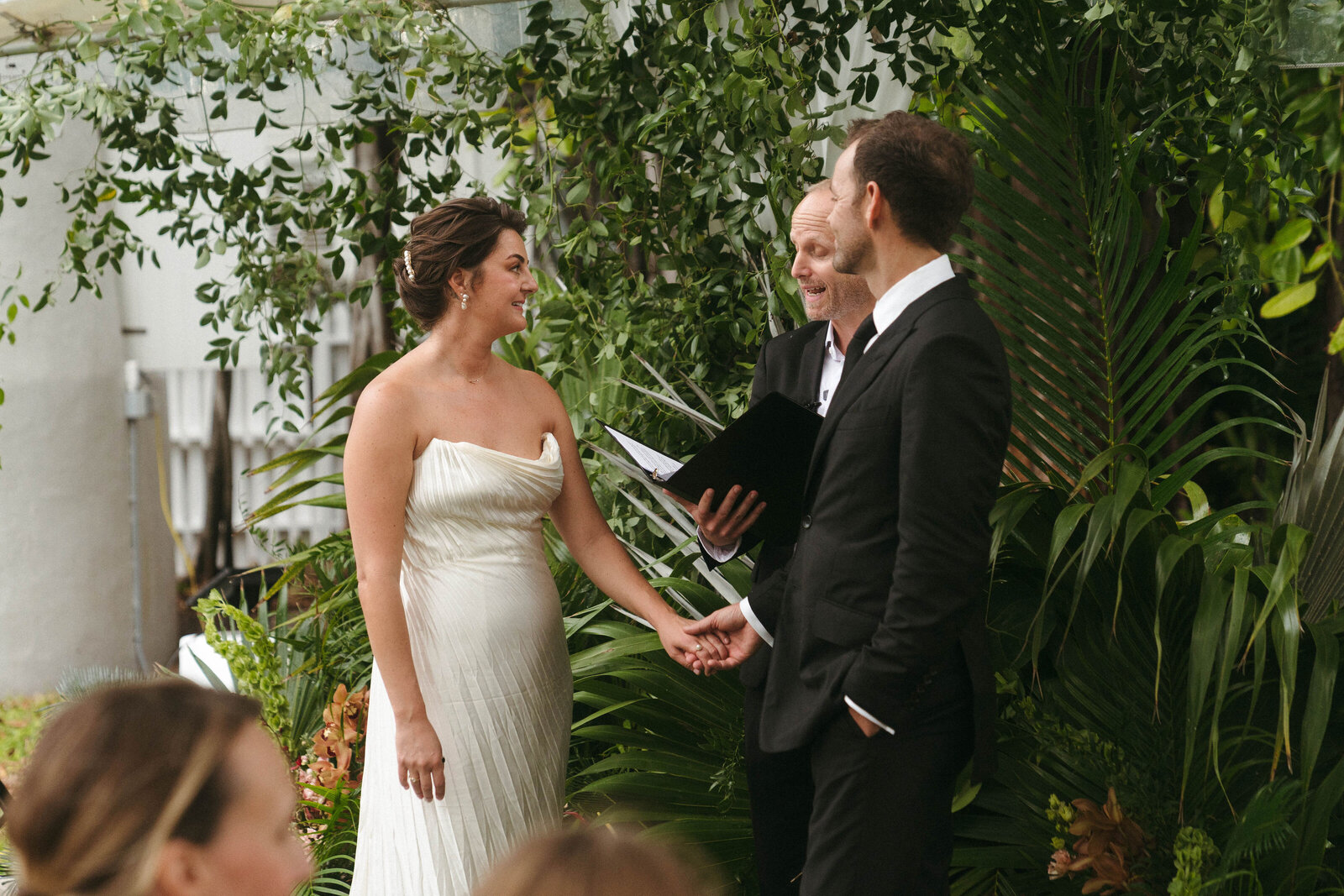 wedding props, rainy day, photography, tropical wedding