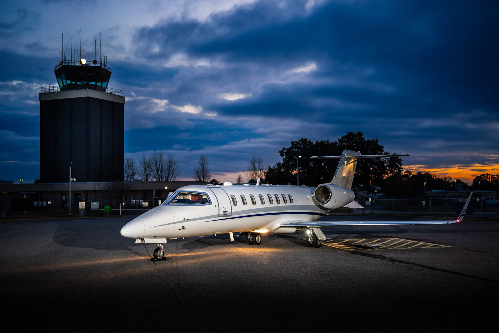 Learjet in Lafayette at dusk