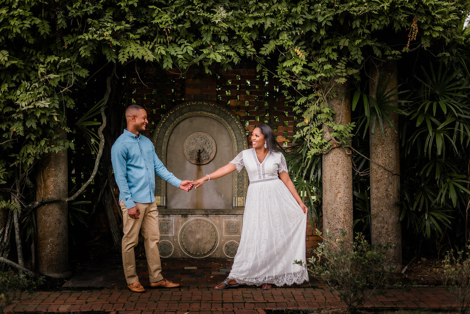 engagement photos Cummer Museum of Art and  Gardens chabeli woolsey photography-278