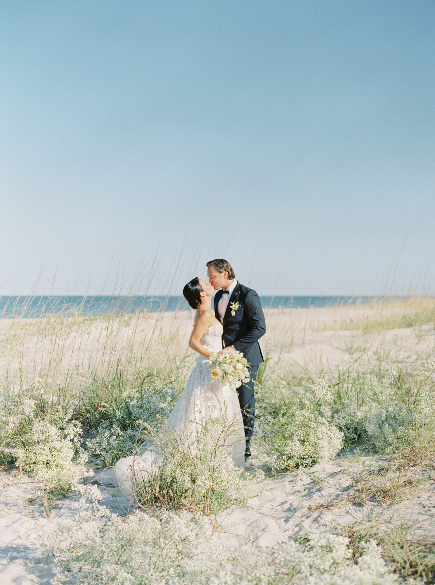 Luxury_Beach_Wedding_Film_Photographer_0023