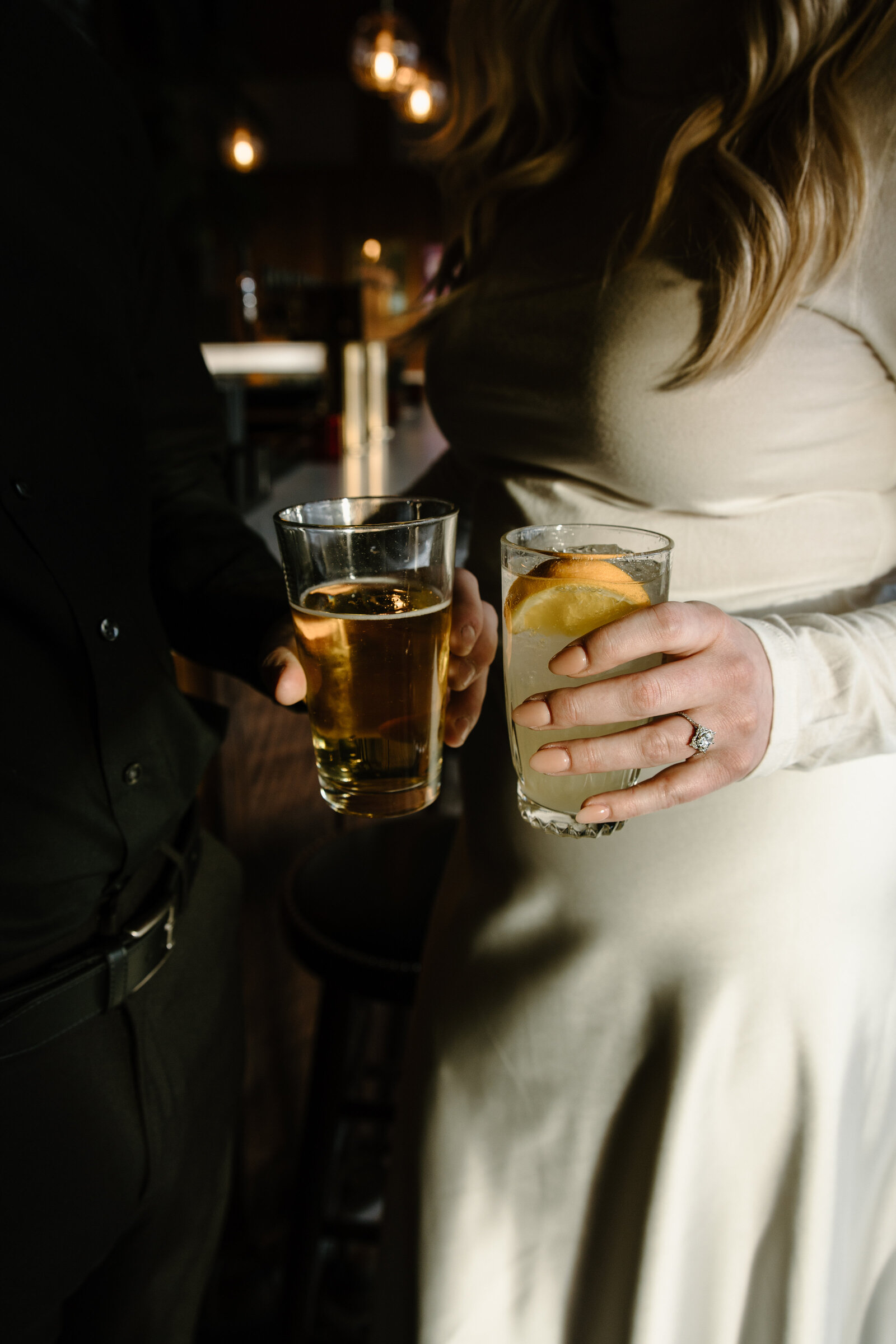 bar engagement photos cocktails